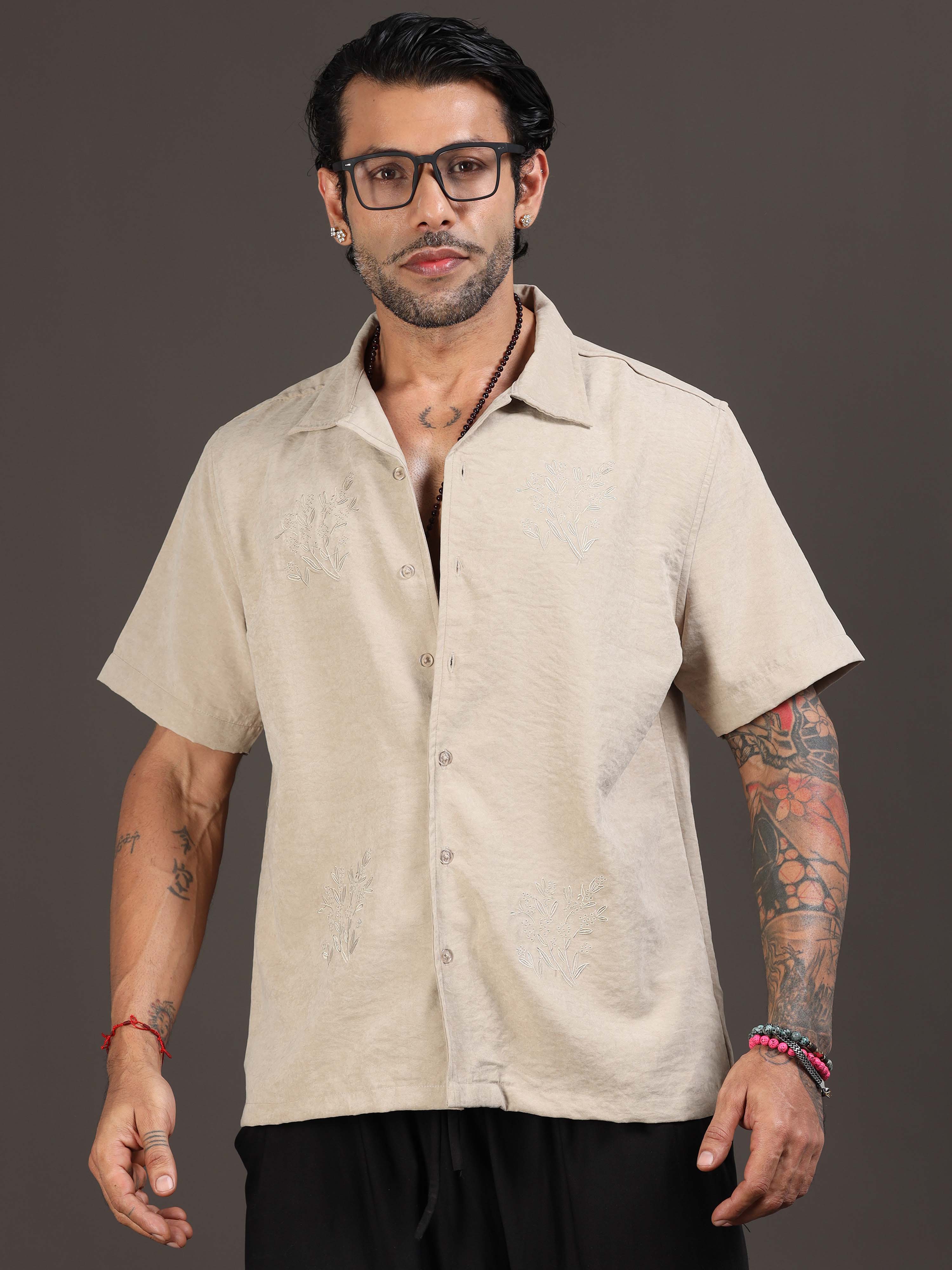 Velvasso Embroidered Shirt In Beige