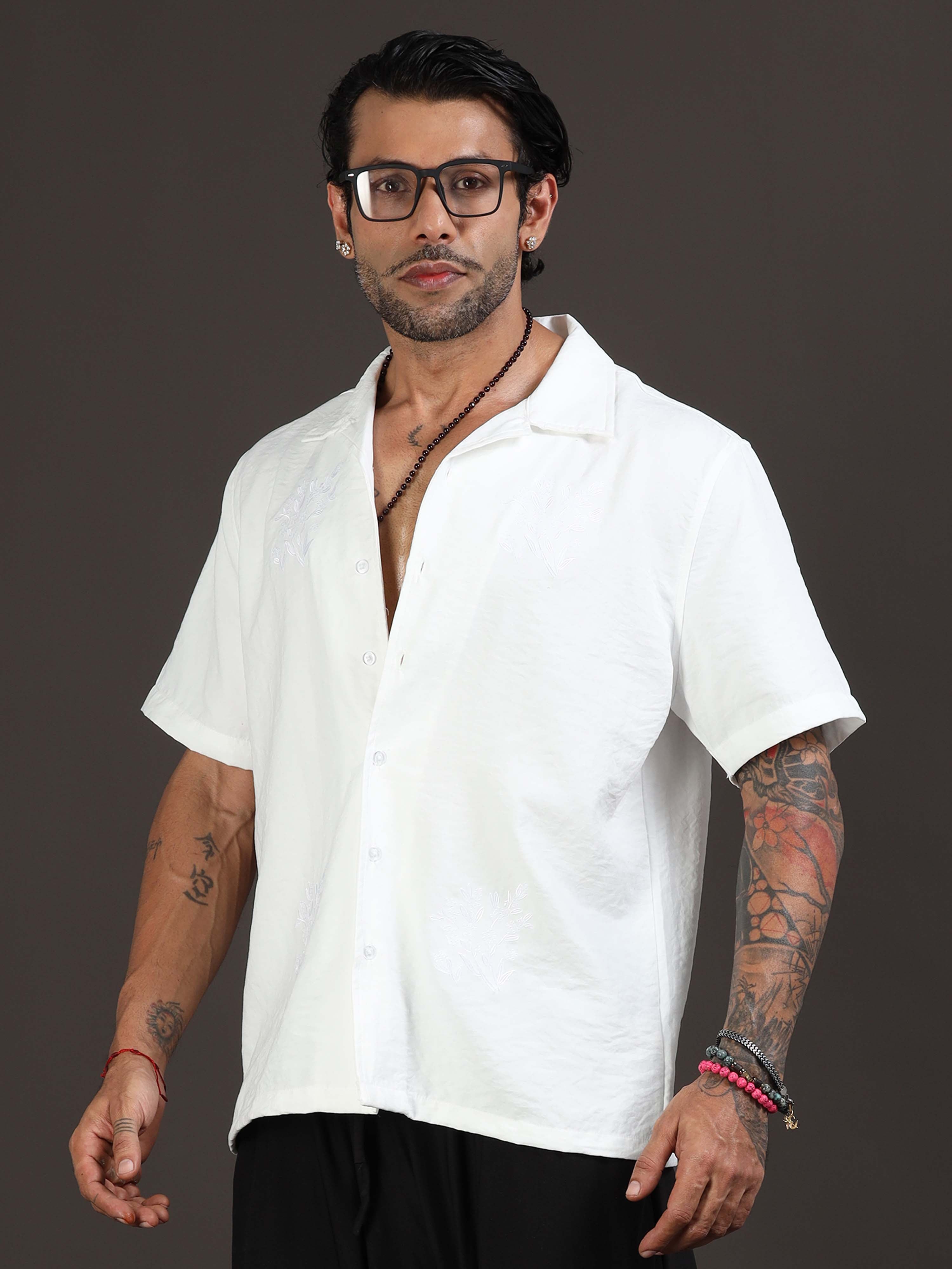 Velvasso Embroidered Shirt In White