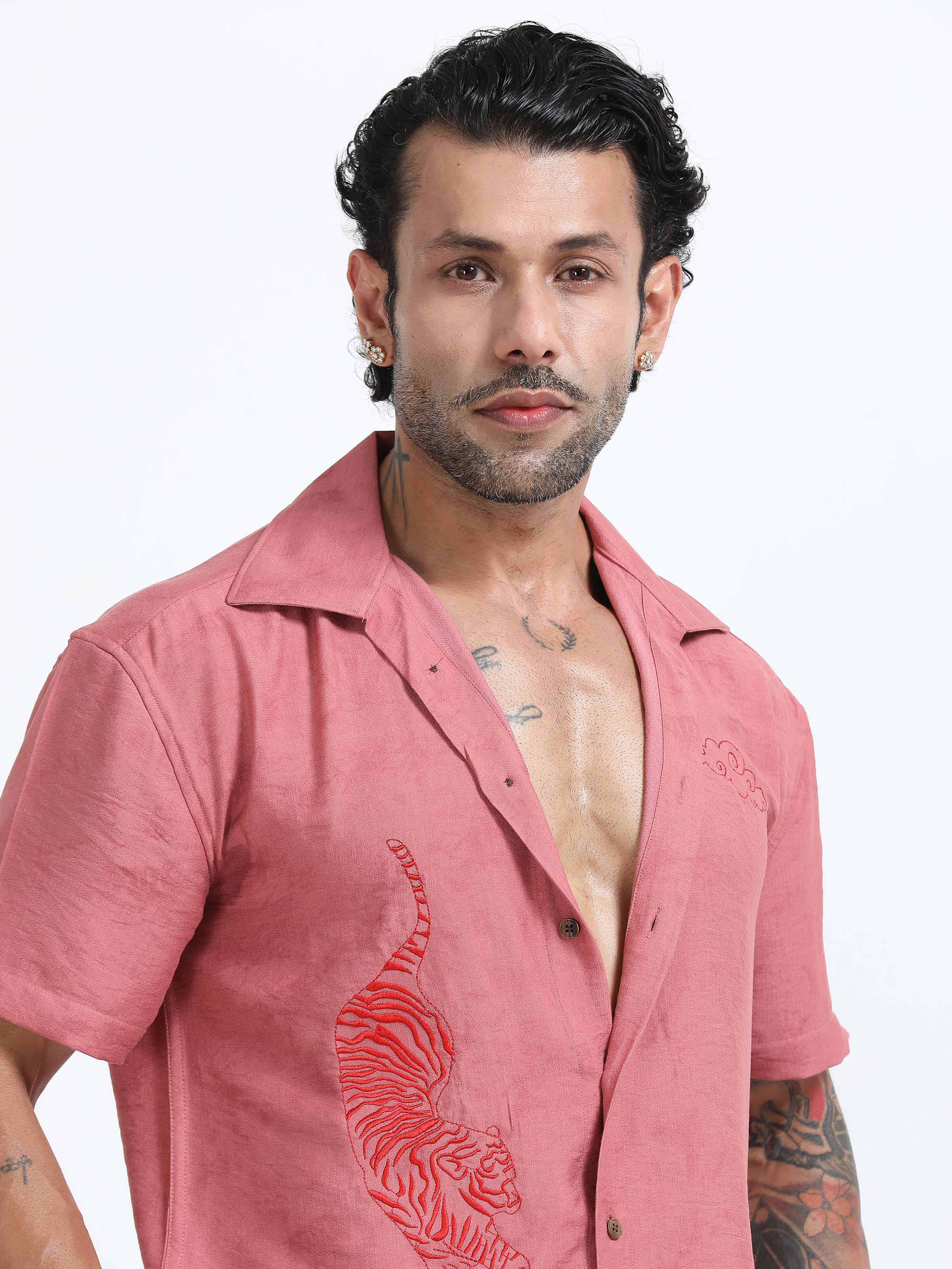 Tiger Embroidered Shirt In Pink for men