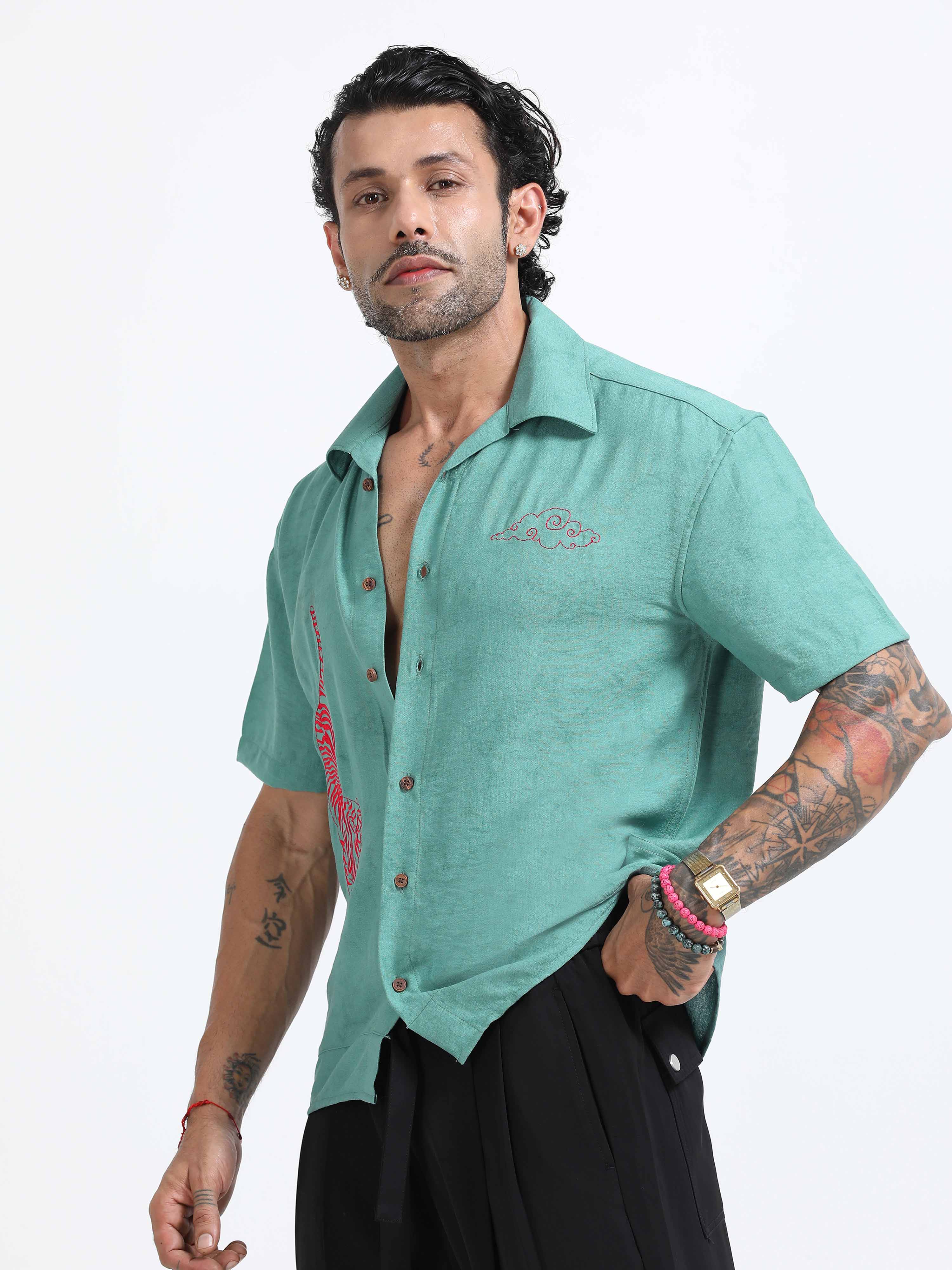 Tiger Embroidered Shirt In Green for men