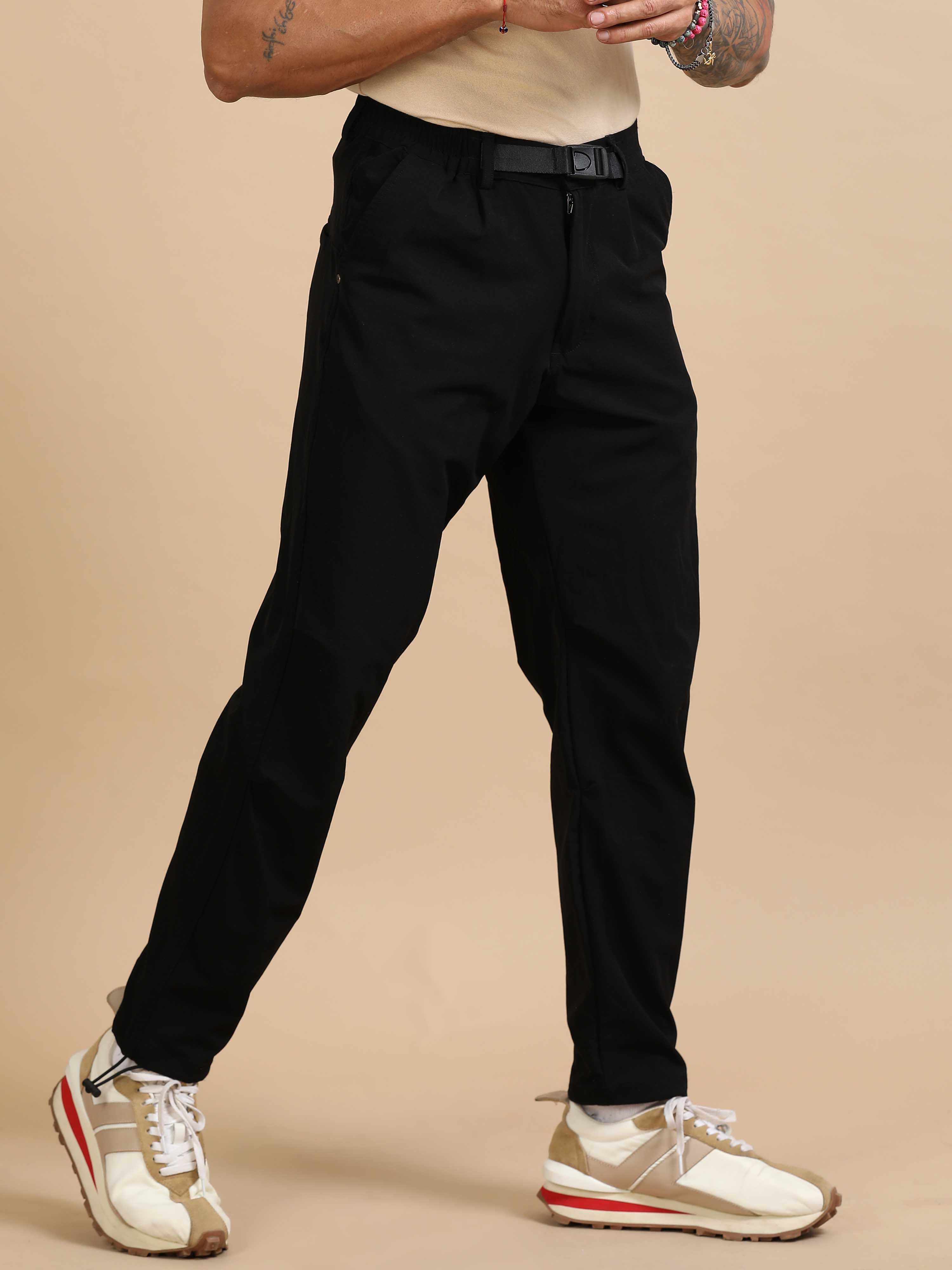 ModernFlex Jogger In Black