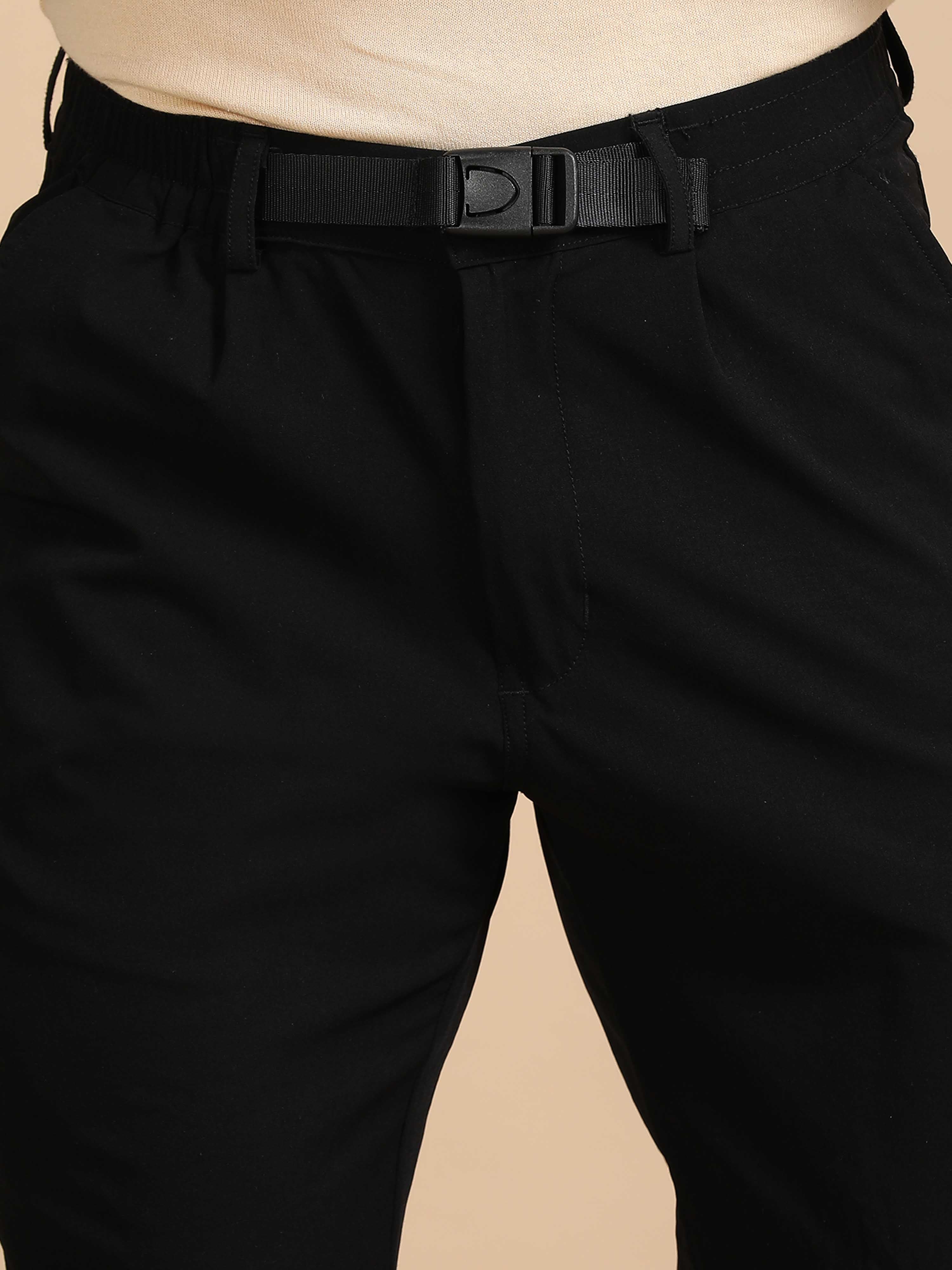 ModernFlex Jogger In Black