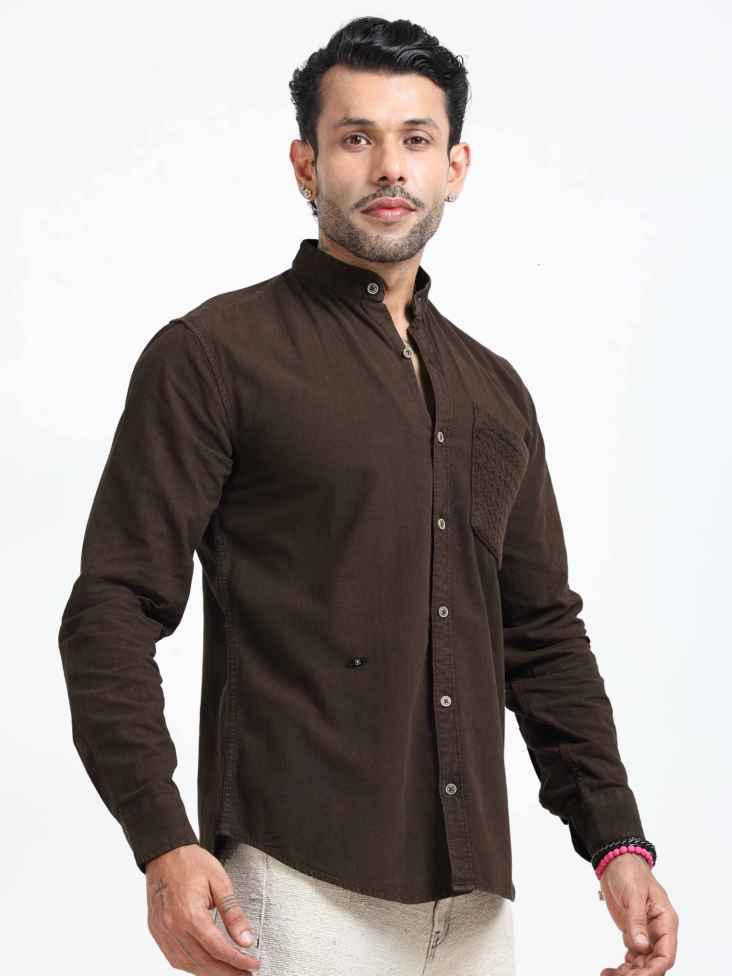 Elevated Essentials Comfort Shirt In Coffee