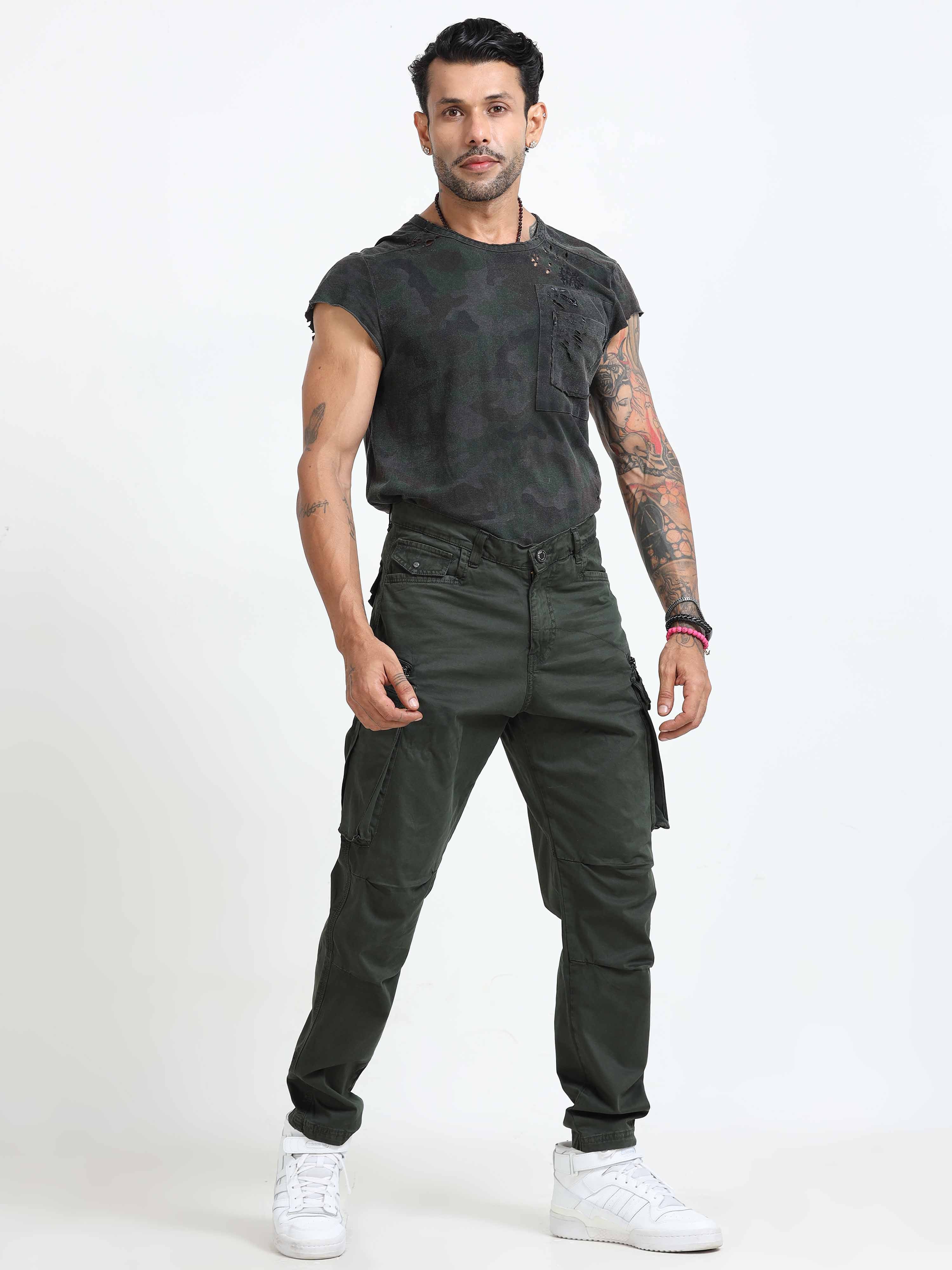 Cargo Pants In Olive